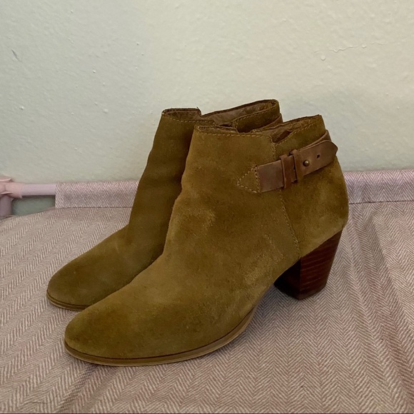 Guess Suede Booties - Picture 1 of 8